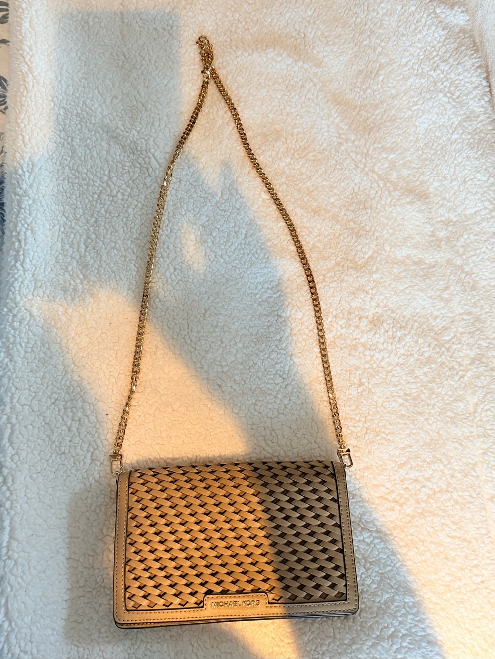 Michael Kors Beige Woven Crossbody with Gold Chain Strap new without tags